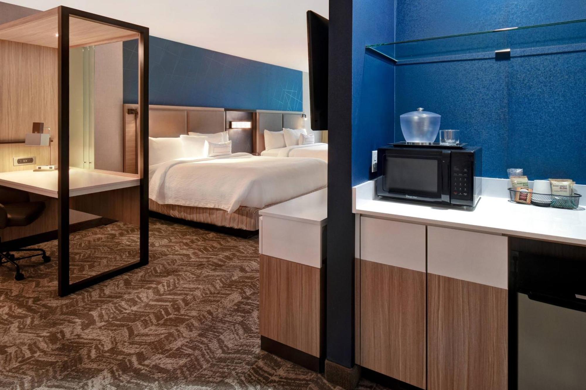 Springhill By Marriott Hotel