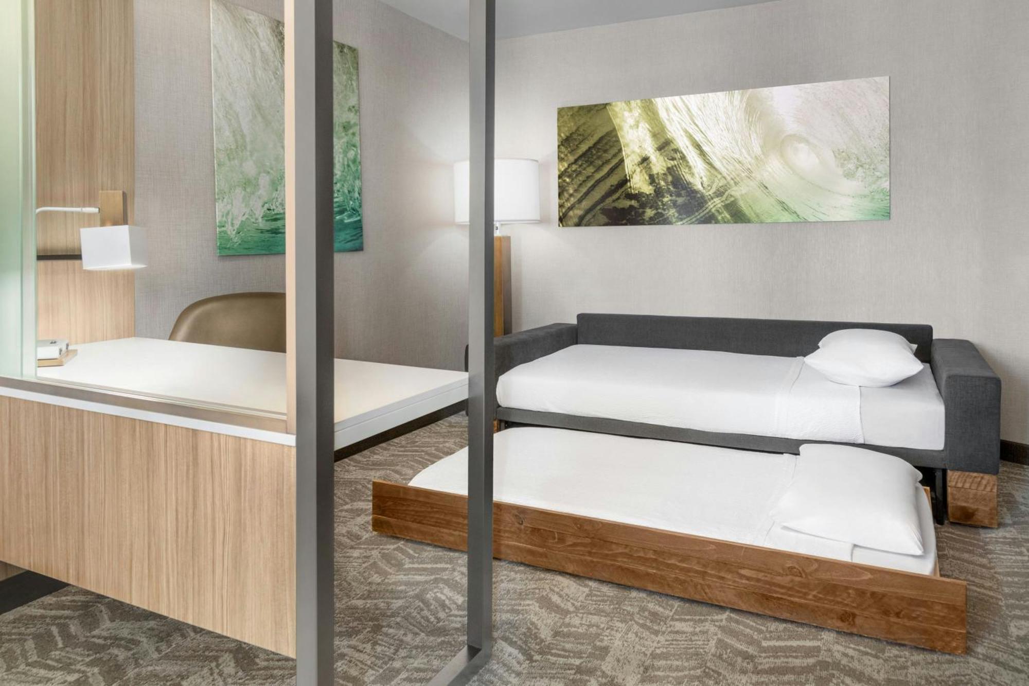Springhill By Marriott Hotel
